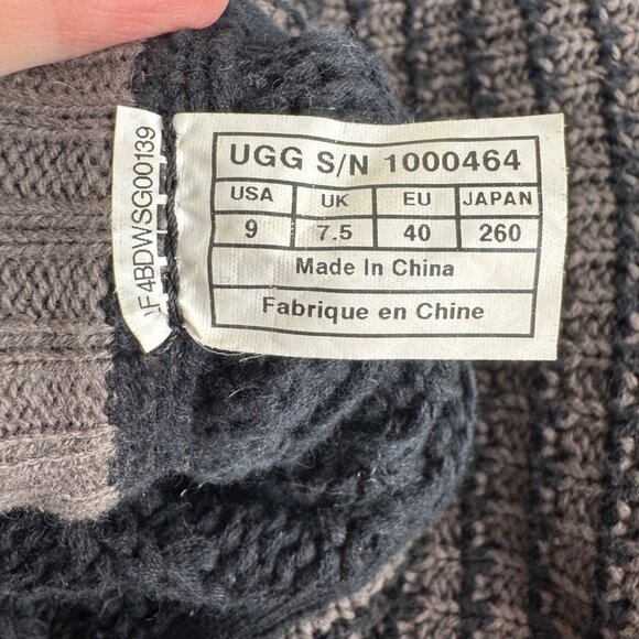 Ugg Black Sweater Boots Calf Women's 9 GUC Casual Warm Winter Comfortable - Picture 9 of 15